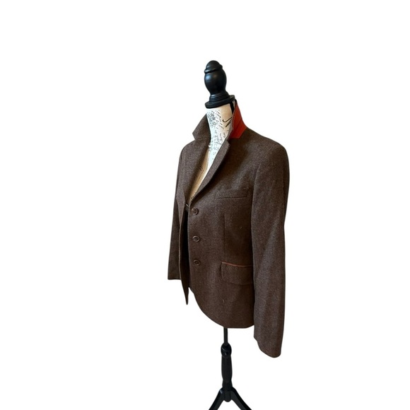 Elegant Women's Tan Tweed Blazer - Picture 8 of 14